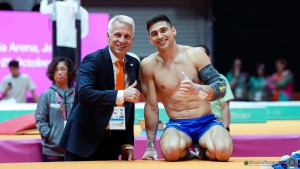 app f ita   italy sfe01962 simone ferraro ph